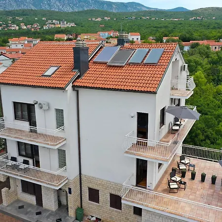 Amare Apartamento Jadranovo