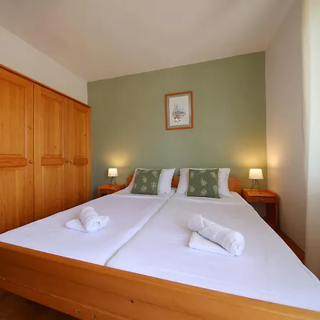 Amare Apartamento Jadranovo